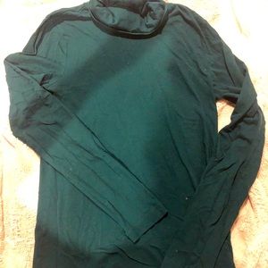 Forrest Green tissue turtle neck